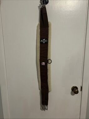 Brand New Professionals Choice Brown English Girth with Merino Wool 40”